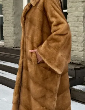 Женское меховое пальто оверсайз, стиль - Бохо из скандинавской норки GOLD