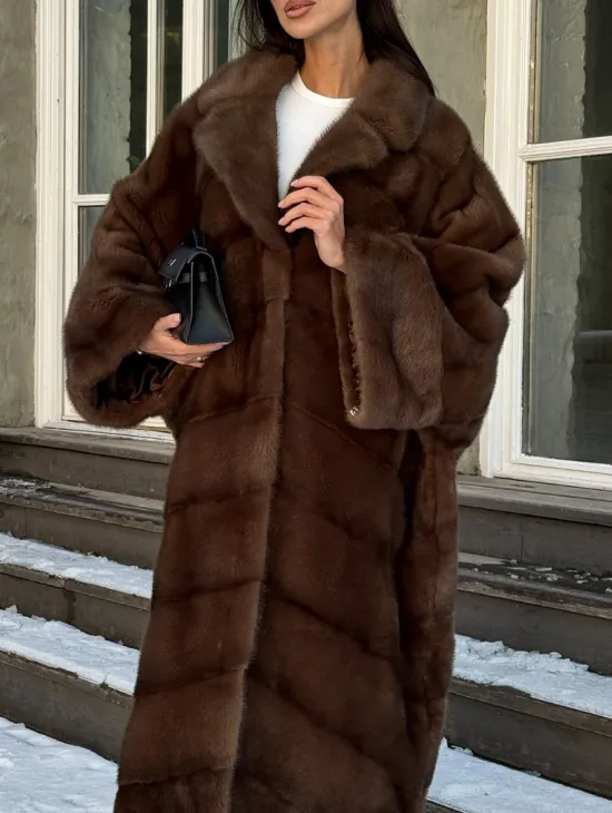 Женская шуба больших размеров из меха норки фасон «Бохо»