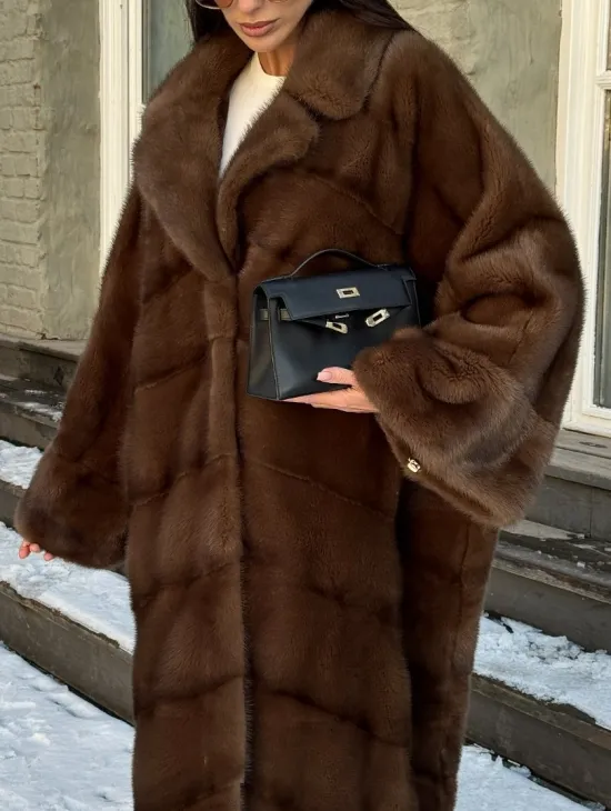 Женская шуба больших размеров из меха норки фасон «Бохо»