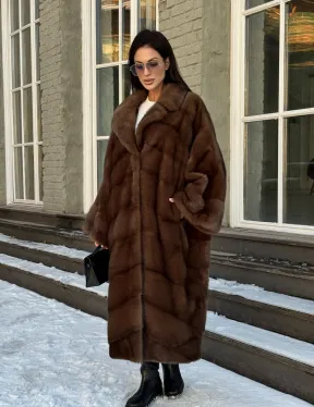 Женская шуба больших размеров из меха норки фасон «Бохо»