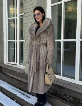 Шуба норковая серая с капюшоном и меховым поясом, классика