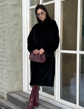 Элитная шуба из меха норки Luxury Fur Blackglama с V-образным воротником