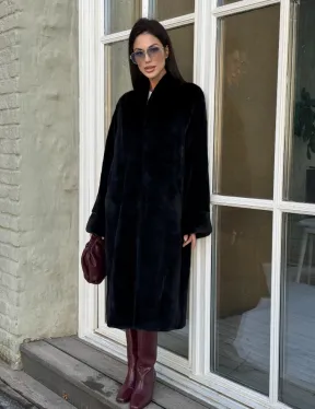 Элитная шуба из меха норки Luxury Fur Blackglama с V-образным воротником