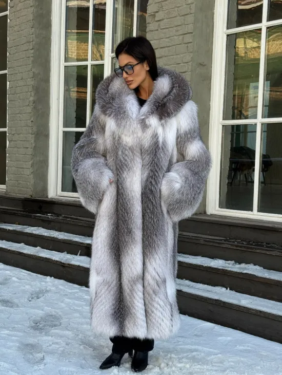 Длинная шуба из меха Arctic Fox с капюшоном, росшив - серая