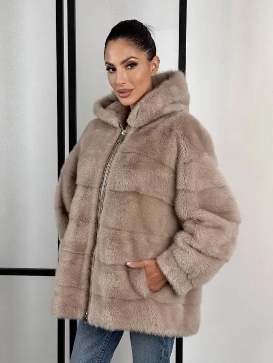 Зимняя меховая норковая курточка с капюшоном