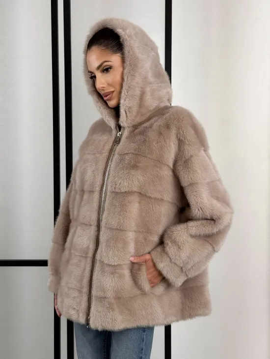 Зимняя меховая норковая курточка с капюшоном