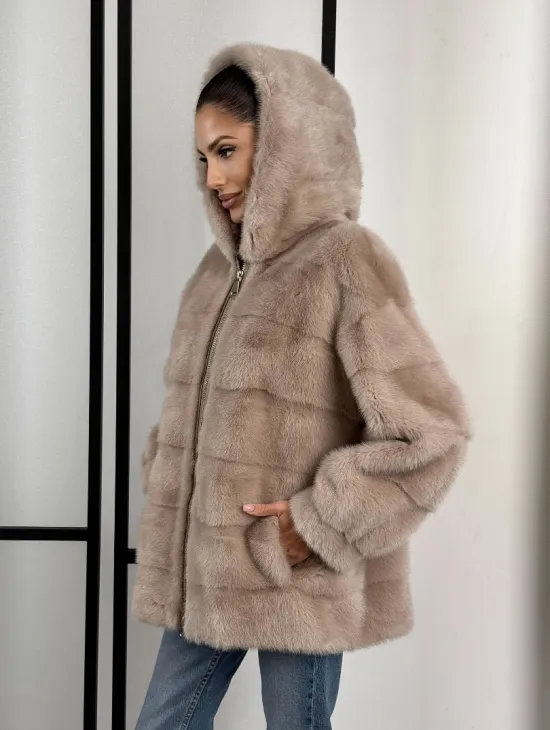 Зимняя меховая норковая курточка с капюшоном