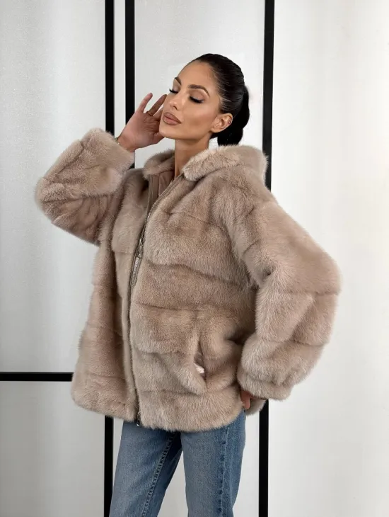 Зимняя меховая норковая курточка с капюшоном
