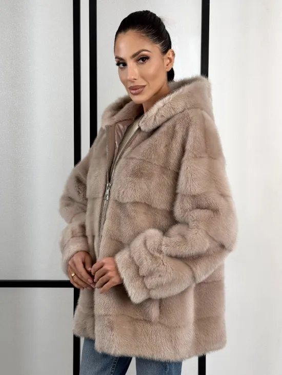 Зимняя меховая норковая курточка с капюшоном
