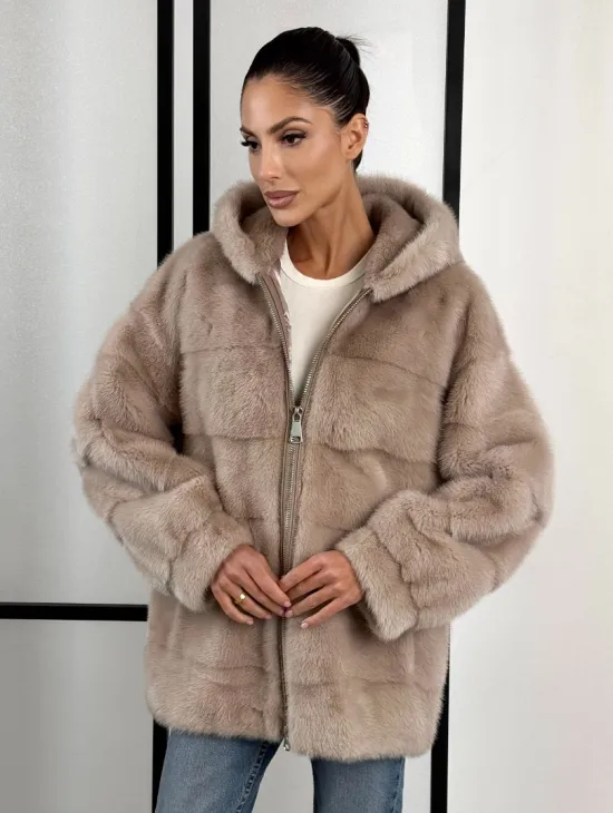 Зимняя меховая норковая курточка с капюшоном