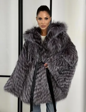 Шуба из меха чернобурки с капюшоном в росшив - летучая мышь