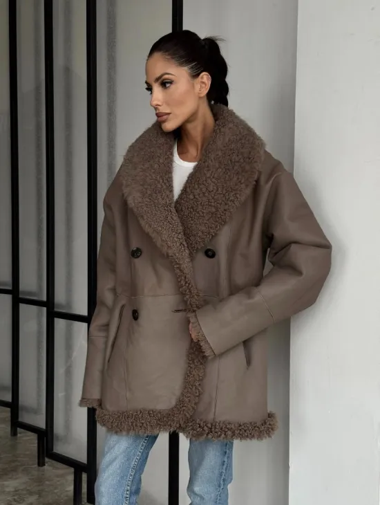 Женская двусторонняя дубленка из натуральной кожи - воротник шаль