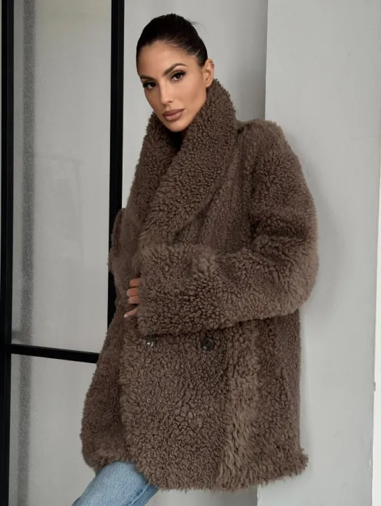 Женская двусторонняя дубленка из натуральной кожи - воротник шаль