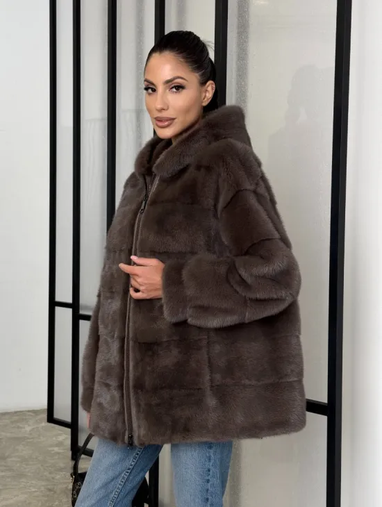 Норковый полушубок с капюшоном на молнии
