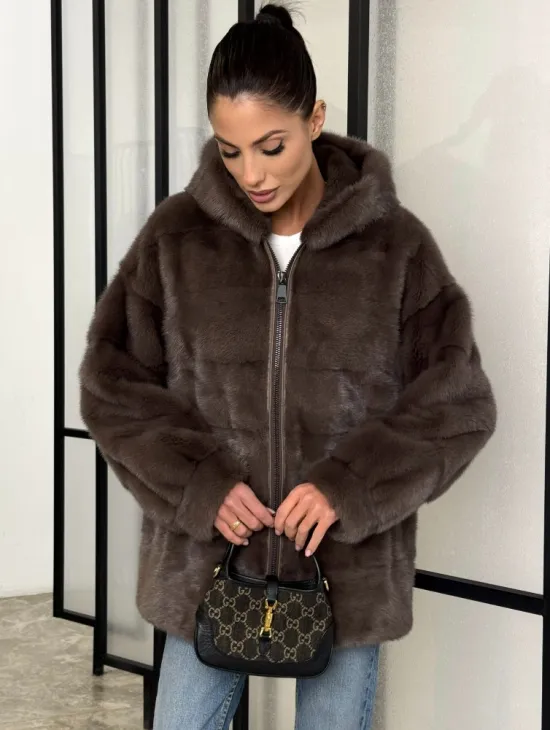 Норковый полушубок с капюшоном на молнии