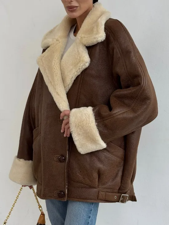 Коричневая женская винтажная дубленка на пуговицах