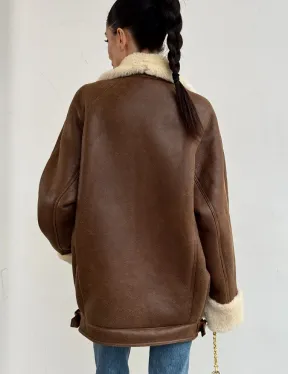 Коричневая женская винтажная дубленка на пуговицах