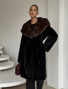 Шуба женская из норки PREMIUM с капюшоном кобра из меха куницы