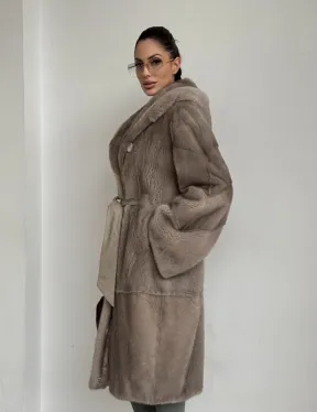 Норковая шуба кимоно с капюшоном кобра в натуральном сером цвете