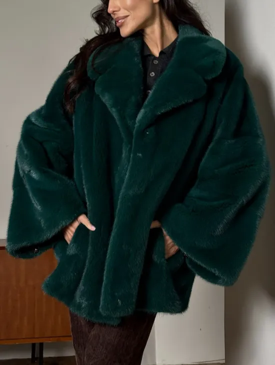 Изумрудная укороченная норковая шуба с английским воротником