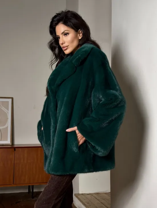 Изумрудная укороченная норковая шуба с английским воротником