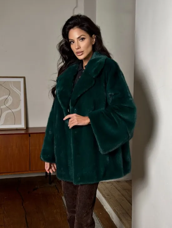 Изумрудная укороченная норковая шуба с английским воротником