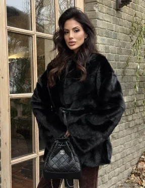 Черный норковый полушубок с воротником V-образным
