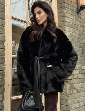 Черный норковый полушубок с воротником V-образным