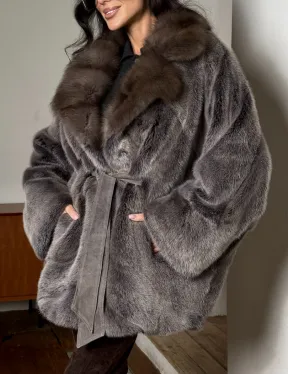 Женский норковый полушубок с воротником из куницы, фасон - летучая мышь