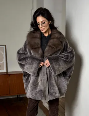 Женский норковый полушубок с воротником из куницы, фасон - летучая мышь