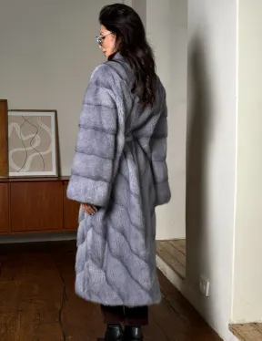 Модная женская шуба из меха норки с V-образным воротником