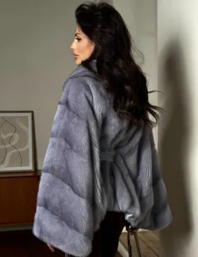 Короткая норковая шуба в стиле оверсайз с английским воротником