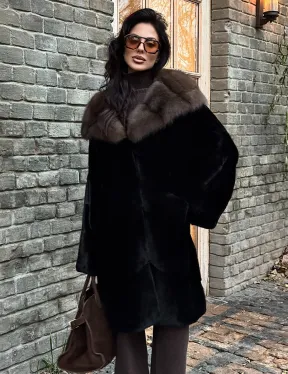 Норковая шуба Blackglama с капюшоном из меха куницы