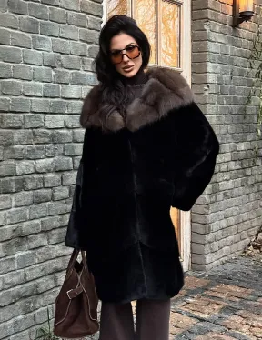 Норковая шуба Blackglama с капюшоном из меха куницы