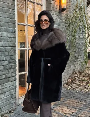 Норковая шуба Blackglama с капюшоном из меха куницы