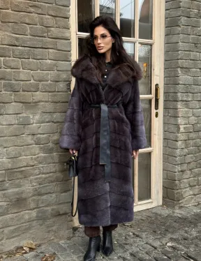 Удлиненная шуба из меха норки с капюшоном куница