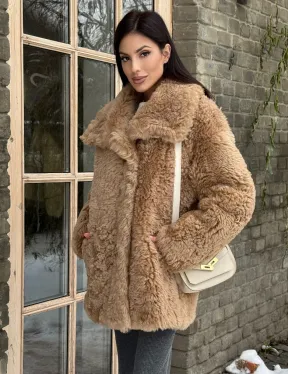 Шуба - дубленка из овчины в бежевом цвете