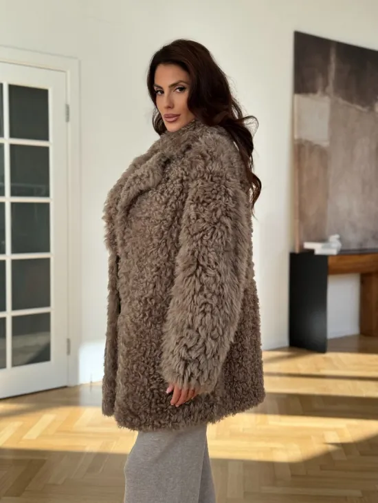 Двусторонняя шуба - дублёнка из меха испанского тиградо