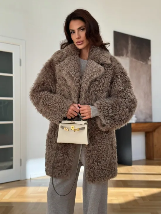 Двусторонняя шуба - дублёнка из меха испанского тиградо