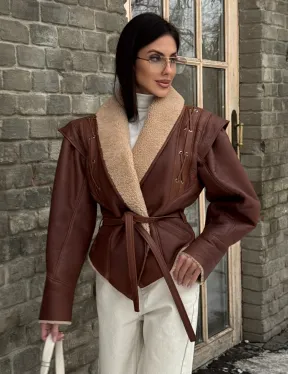 Стильная куртка - дублёнка на запах с поясом