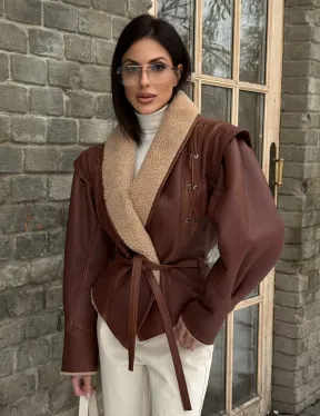 Стильная куртка - дублёнка на запах с поясом