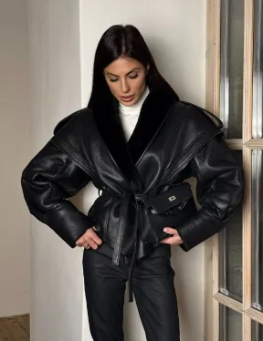 Черная куртка - дубленка из натуральной овчины на запах с поясом