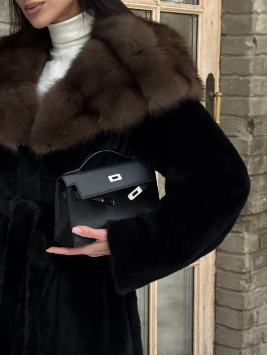 Длинная норковая шуба из норки Blackglama с капюшоном из меха куницы