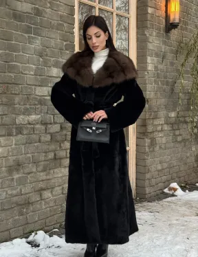 Длинная норковая шуба из норки Blackglama с капюшоном из меха куницы
