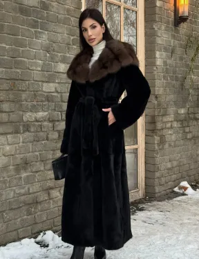 Длинная норковая шуба из норки Blackglama с капюшоном из меха куницы