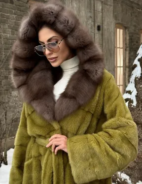Шуба норковая с капюшоном из натурального меха куницы - цвет оливковый
