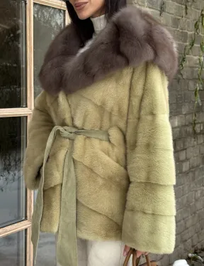 Полушубок норковый автоледи с капюшоном из куницы цвет фисташковый