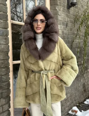 Полушубок норковый автоледи с капюшоном из куницы цвет фисташковый