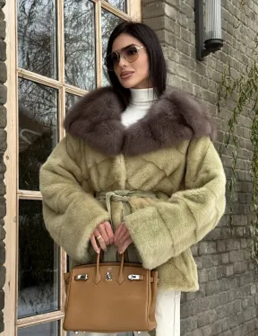 Полушубок норковый автоледи с капюшоном из куницы цвет фисташковый