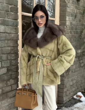 Полушубок норковый автоледи с капюшоном из куницы цвет фисташковый